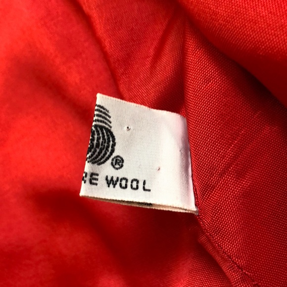 Women's Saville Red 100% Wool Blazer - Picture 12 of 16